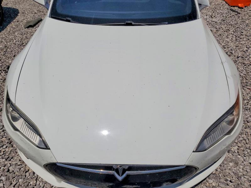 Продаж на аукціоні авто 2015 Tesla Model S, vin: 5YJSA1H22FF096628, номер лоту: 57766946