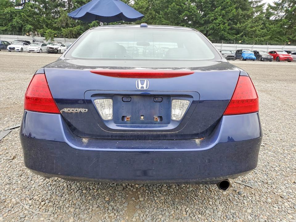 85628335 :رقم المزاد ، 1HGCM568X6A152139 vin ، 2006 Honda Accord مزاد بيع