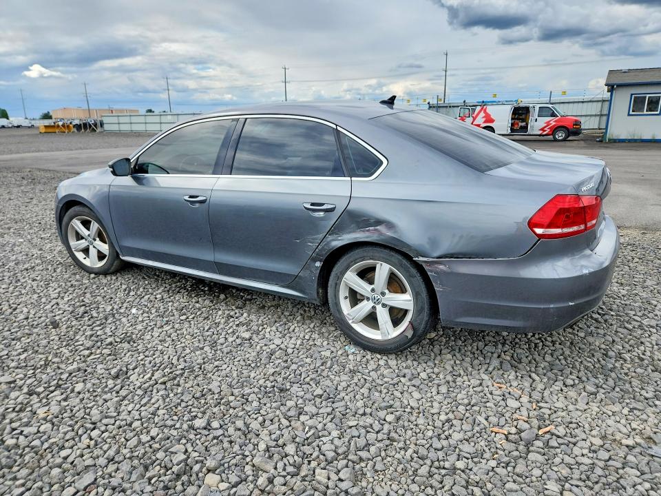 2013 Volkswagen Passat მანქანა იყიდება აუქციონზე, vin: 1VWBP7A37DC093686, აუქციონის ნომერი: 56002786
