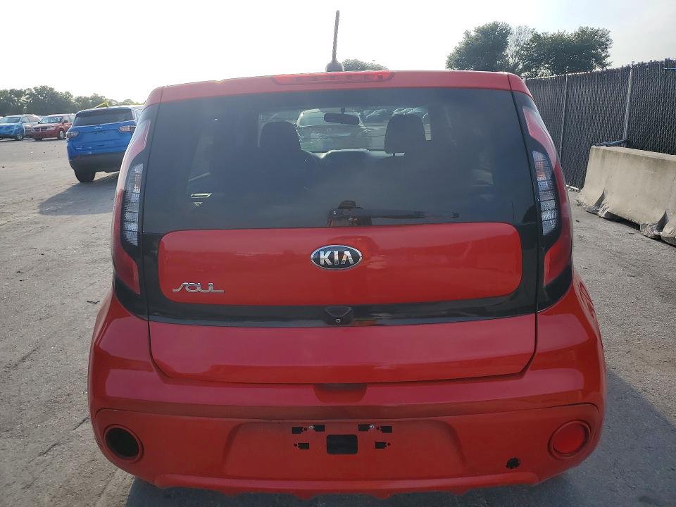85450805 :رقم المزاد ، KNDJP3A52J7506739 vin ، 2018 Kia Soul مزاد بيع