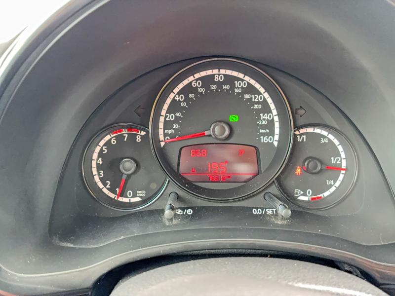 56257526 :رقم المزاد ، 3VWFP7AT7EM621339 vin ، 2014 Volkswagen Beetle مزاد بيع
