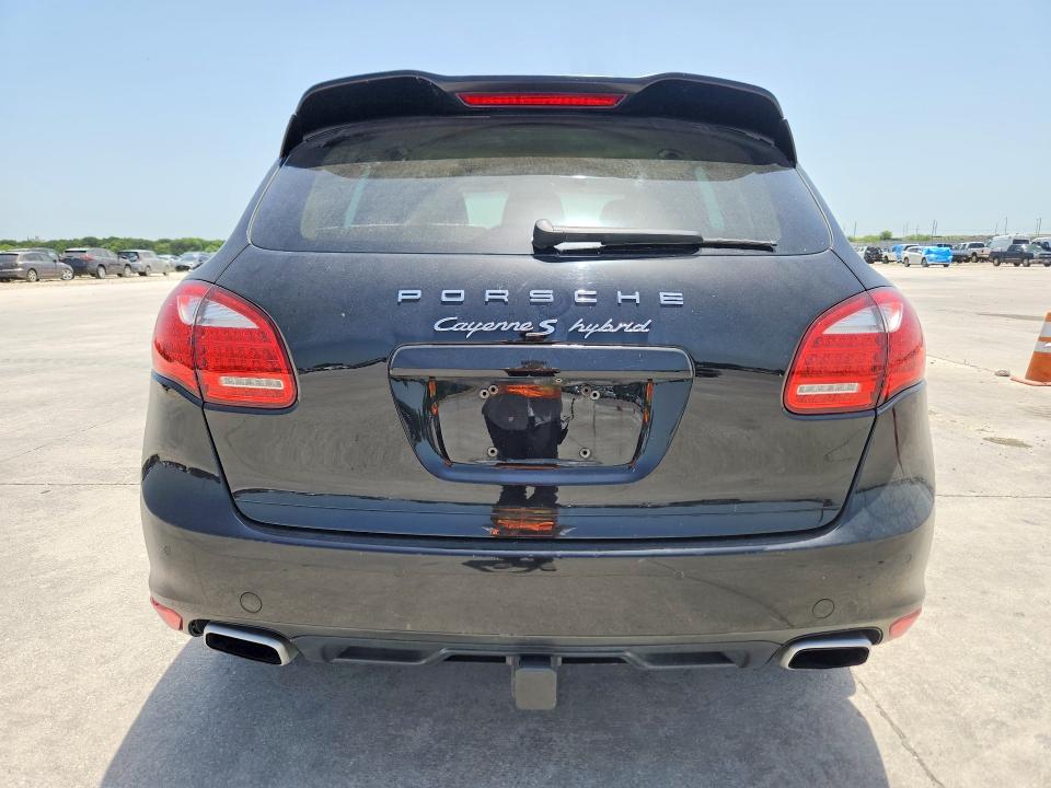 Продажа на аукционе авто 2013 Porsche Cayenne, vin: WP1AE2A27DLA15504, номер лота: 58908136