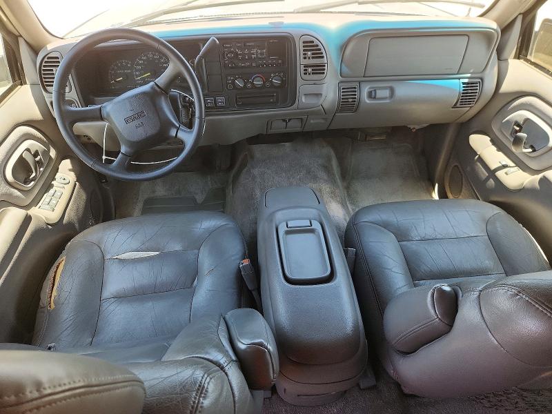 Продаж на аукціоні авто 1999 Gmc Suburban, vin: 1GKFK16R5XJ757047, номер лоту: 57921216