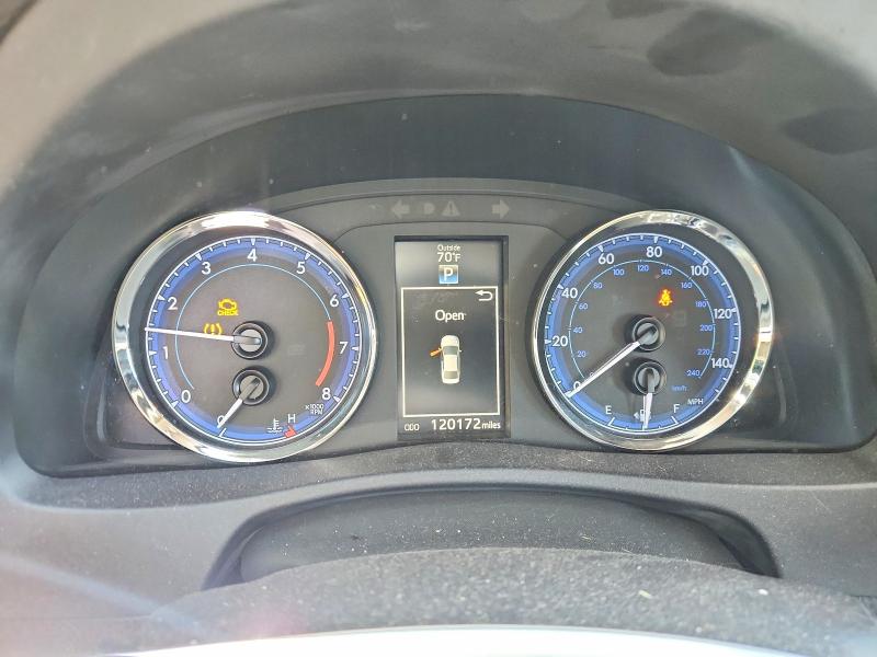 57550696 :رقم المزاد ، 2T1BURHE9JC067897 vin ، 2018 Toyota Corolla مزاد بيع