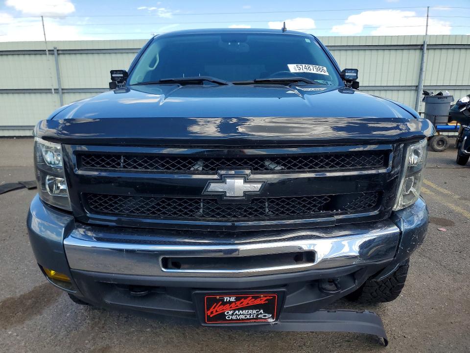 Продажа на аукционе авто 2011 Chevrolet Silverado, vin: 1GCRKSE37BZ440778, номер лота: 57487986