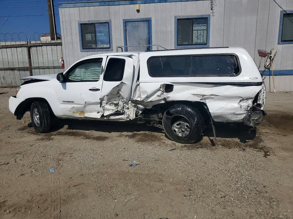 57968546 :رقم المزاد ، 5TFTX4CN8DX032523 vin ، 2013 Toyota Tacoma مزاد بيع