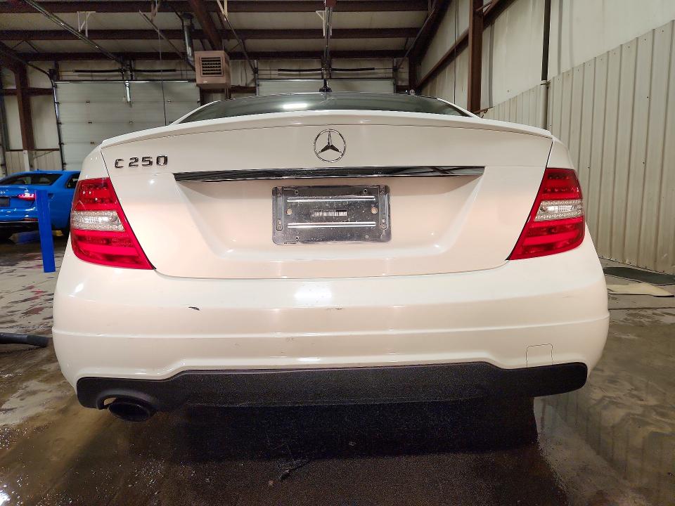 Auction sale of the 2012 Mercedes-benz C, vin: WDDGJ4HB9CF803230, lot number: 58371186
