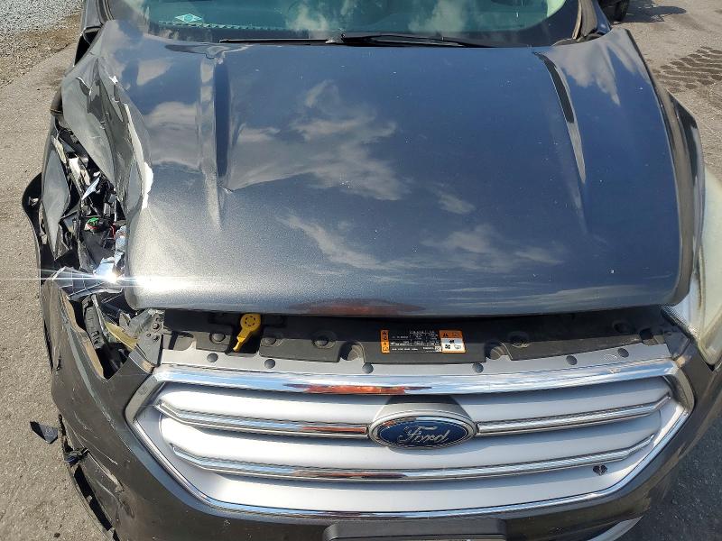 Продажа на аукционе авто 2017 Ford Escape, vin: 1FMCU0GD6HUE65795, номер лота: 57651096