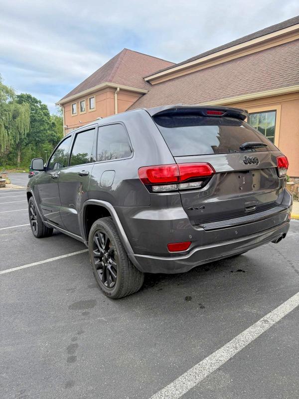 Продаж на аукціоні авто 2018 Jeep Grand Cherokee, vin: 1C4RJFAG4JC147876, номер лоту: 55853376