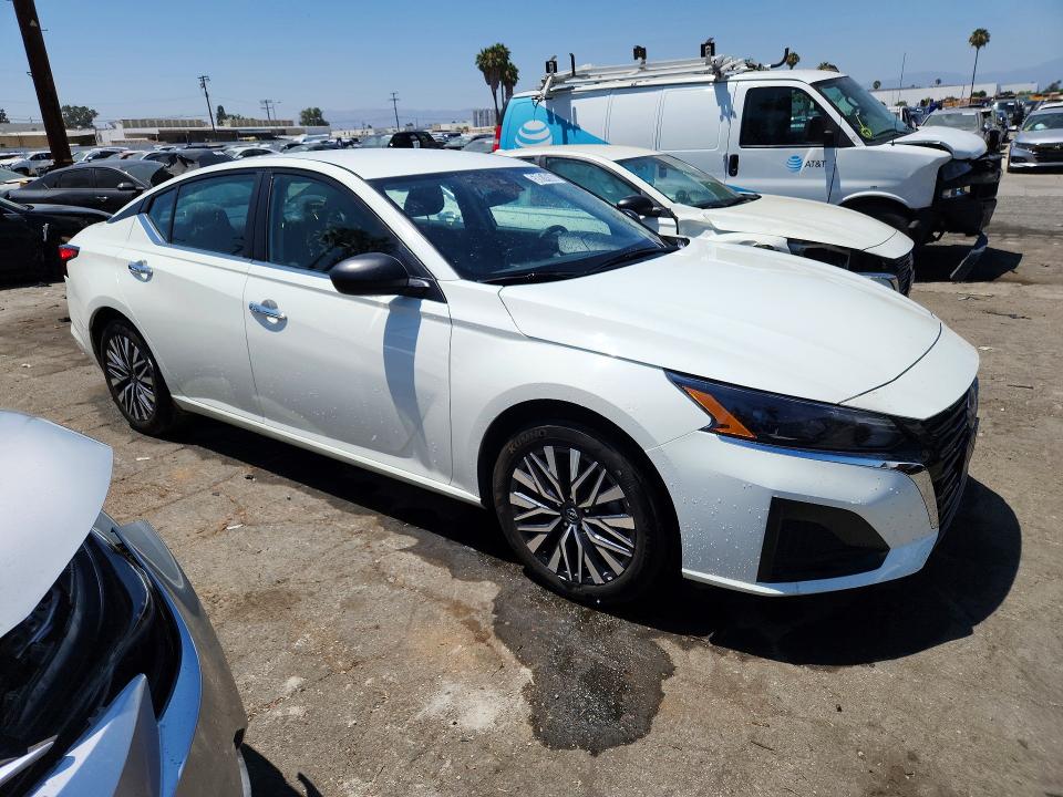 58974566 :رقم المزاد ، 1N4BL4DV9SN363776 vin ، 2025 Nissan Altima مزاد بيع