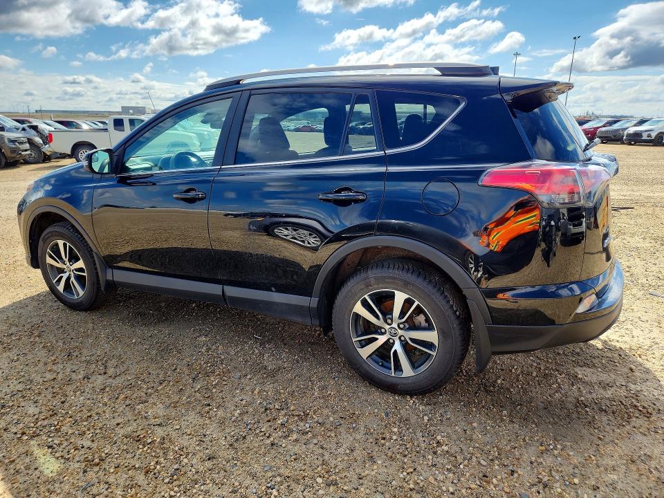 Продажа на аукционе авто 2018 Toyota Rav4, vin: 2T3BFREV0JW845329, номер лота: 52847046
