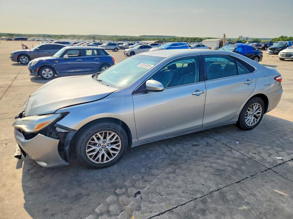 58200006 :رقم المزاد ، 4T4BF1FK3GR543434 vin ، 2016 Toyota Camry مزاد بيع