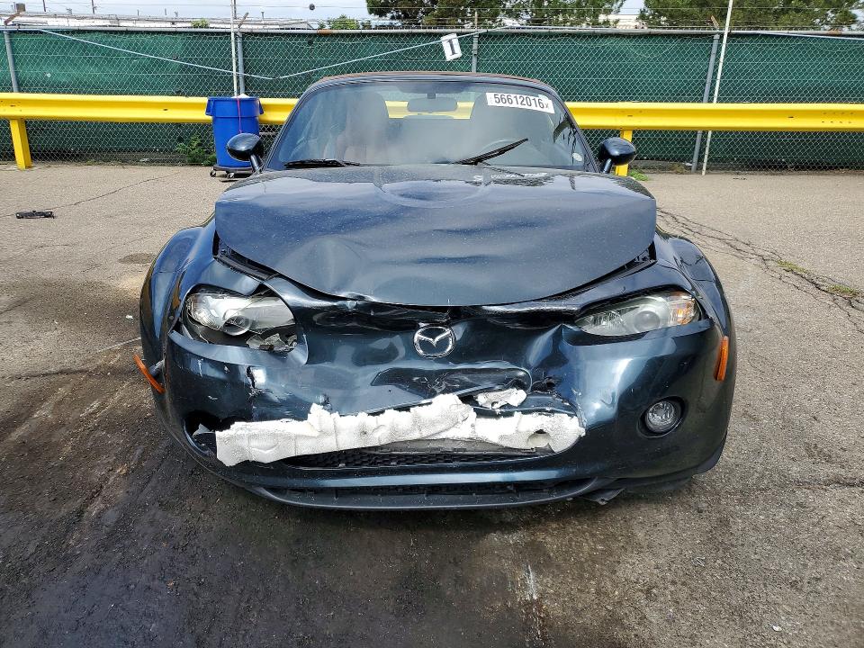 56612016 :رقم المزاد ، JM1NC25F760103172 vin ، 2006 Mazda Mx-5 Miata مزاد بيع