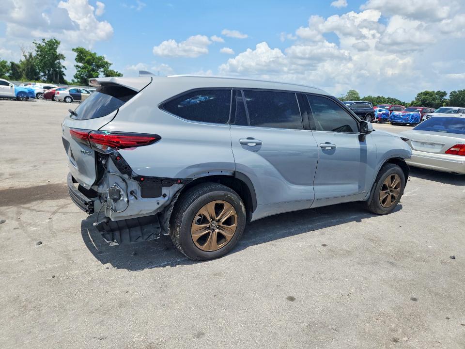 59102076 :رقم المزاد ، 5TDABRCHXNS544725 vin ، 2022 Toyota Highlander Hybrid مزاد بيع