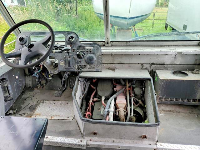 2013 Freightliner Chassis მანქანა იყიდება აუქციონზე, vin: 4UZAANDUXDCFE4807, აუქციონის ნომერი: 57954786