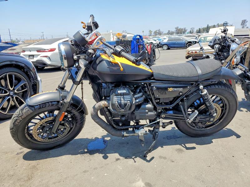 58466776 :رقم المزاد ، ZGULHU011HM000306 vin ، 2017 Moto Guzzi V9 مزاد بيع