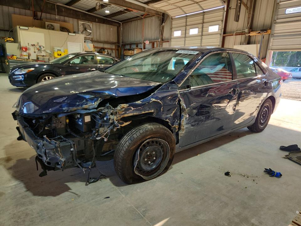 57036526 :رقم المزاد ، 4T1BF1FK1HU647478 vin ، 2017 Toyota Camry مزاد بيع