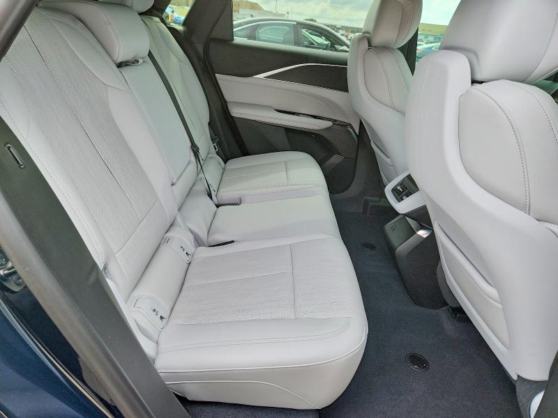 Продажа на аукционе авто 2026 Cadillac Lyriq, vin: 1GYKPNRKXTZ306154, номер лота: 56547806