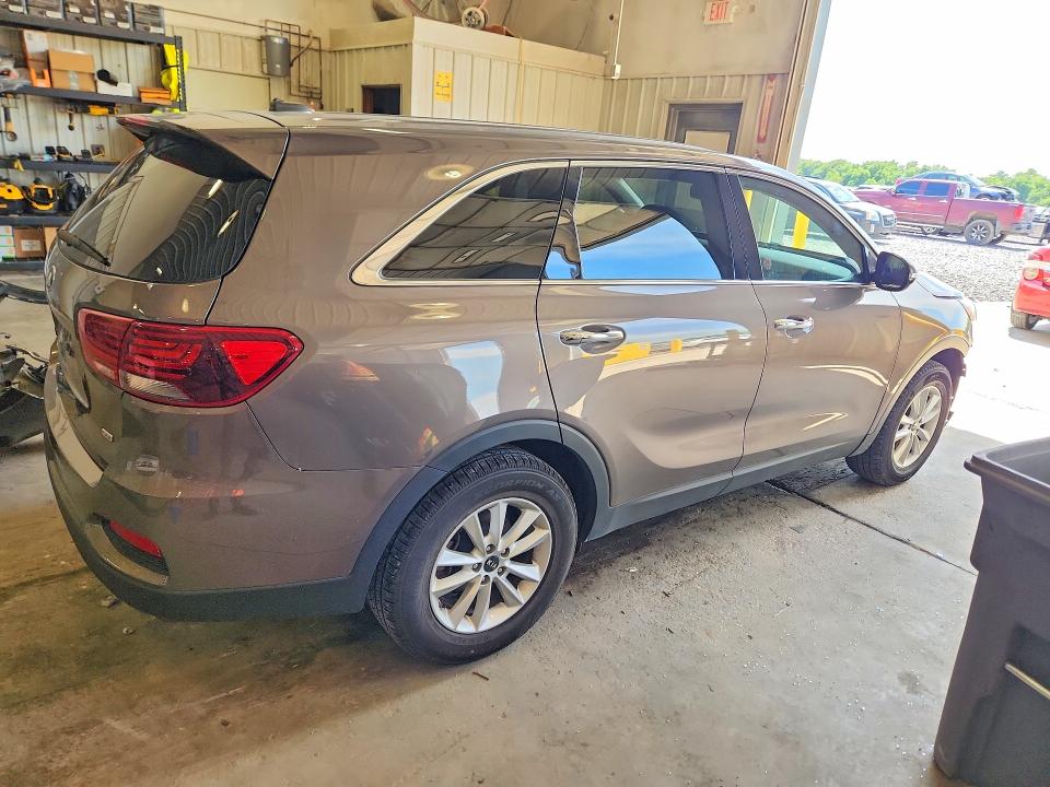 2020 Kia Sorento მანქანა იყიდება აუქციონზე, vin: 5XYPG4A33LG625145, აუქციონის ნომერი: 55377566