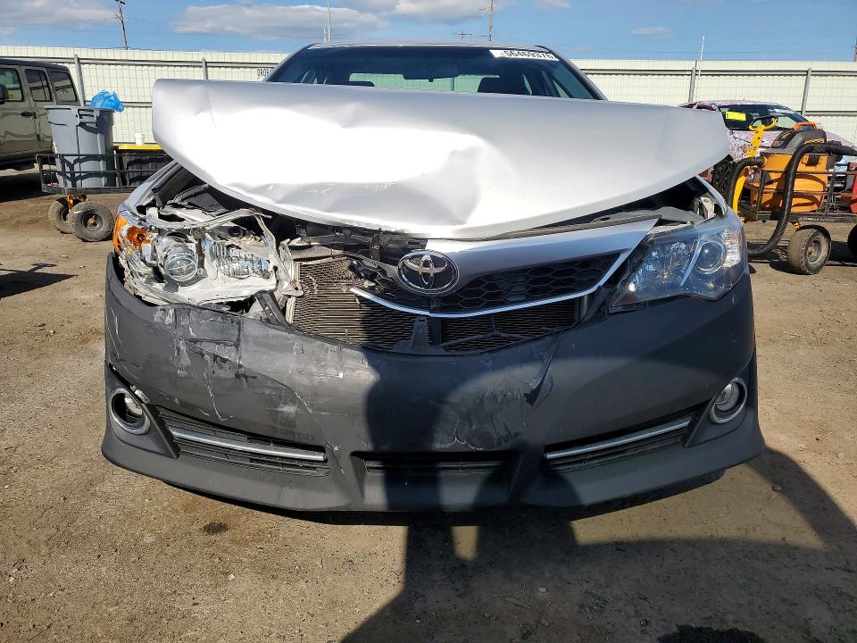 2014 Toyota Camry მანქანა იყიდება აუქციონზე, vin: 4T1BF1FK9EU364807, აუქციონის ნომერი: 56469376
