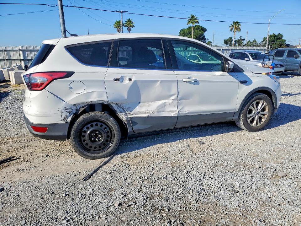 Aukcja sprzedaży 2017 Ford Escape, vin: 1FMCU0GD8HUC73181, numer aukcji: 57834076
