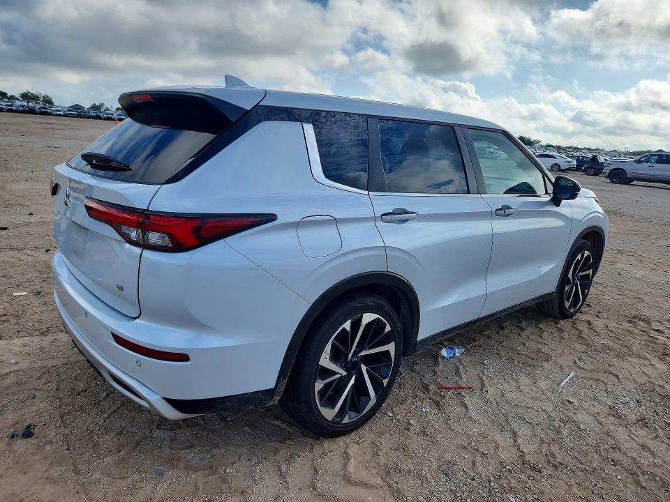 Продажа на аукционе авто 2024 Mitsubishi Outlander, vin: JA4J3VA89RZ025561, номер лота: 56696866