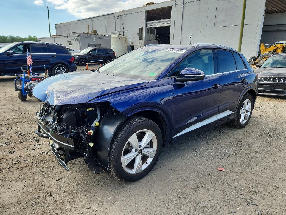 Auction sale of the 2024 Audi Q4 E-tron, vin: WA1L2BFZXRP024152, lot number: 54574036