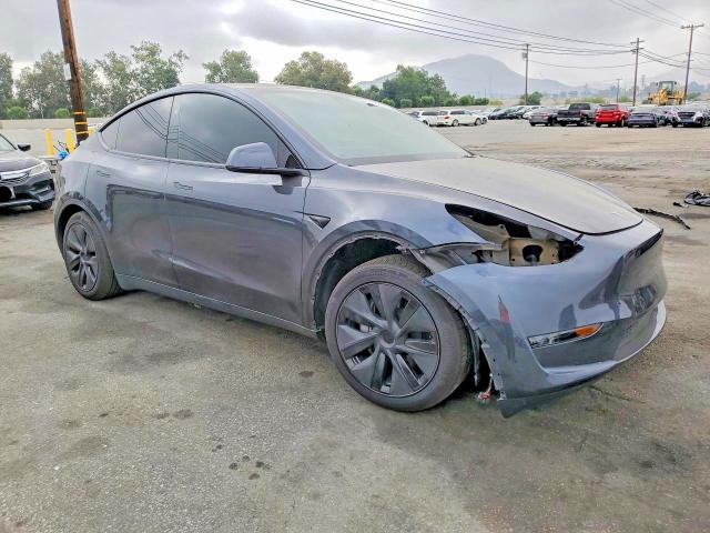 58719786 :رقم المزاد ، 7SAYGDEDXSF314294 vin ، 2025 Tesla Model Y مزاد بيع