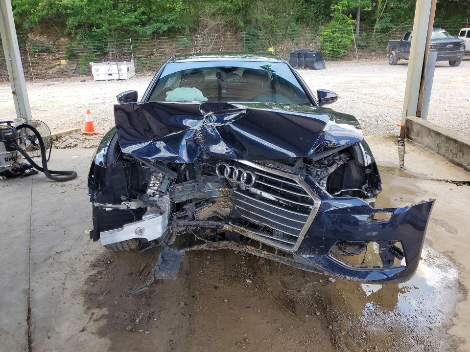 Продажа на аукционе авто 2019 Audi A6, vin: WAUD8AF28KN131544, номер лота: 55459696