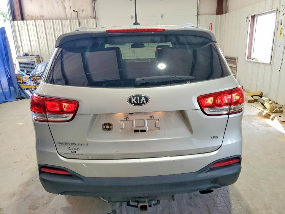 58552866 :رقم المزاد ، 5XYPGDA55GG109022 vin ، 2016 Kia Sorento مزاد بيع