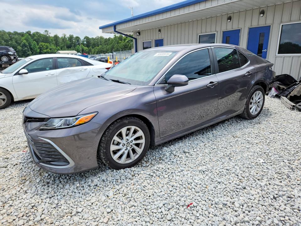 2021 Toyota Camry მანქანა იყიდება აუქციონზე, vin: 4T1C11AK8MU588305, აუქციონის ნომერი: 58900976