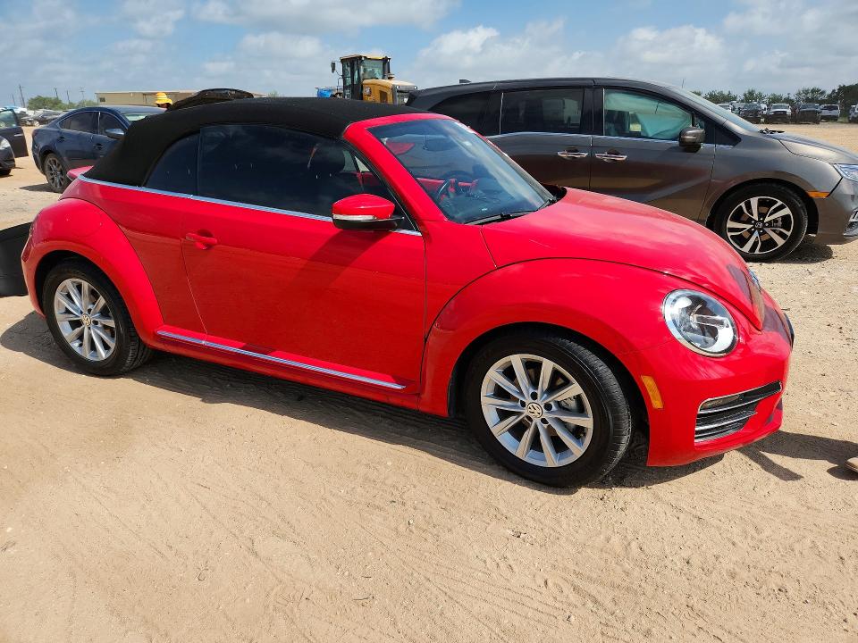 59183316 :رقم المزاد ، 3VW5DAAT6KM505515 vin ، 2019 Volkswagen Beetle مزاد بيع