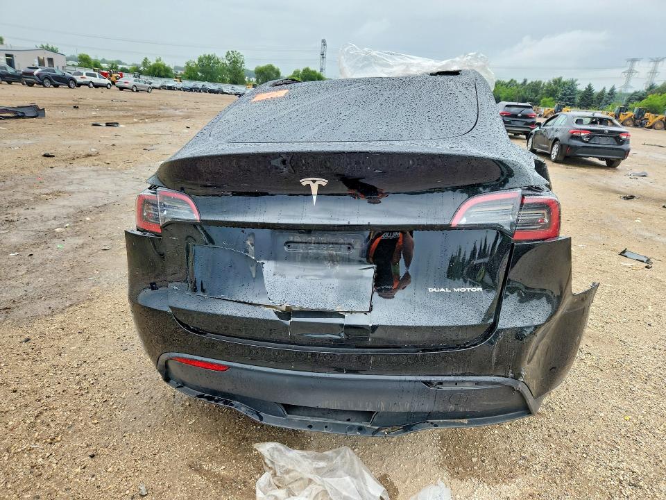 2025 Tesla Model Y მანქანა იყიდება აუქციონზე, vin: 7SAYGDEE8SF258297, აუქციონის ნომერი: 58355546