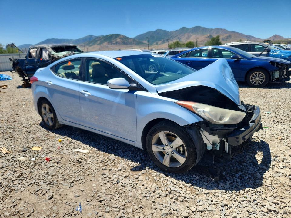 56436686 :رقم المزاد ، KMHDH4AE9DU848092 vin ، 2013 Hyundai Elantra مزاد بيع