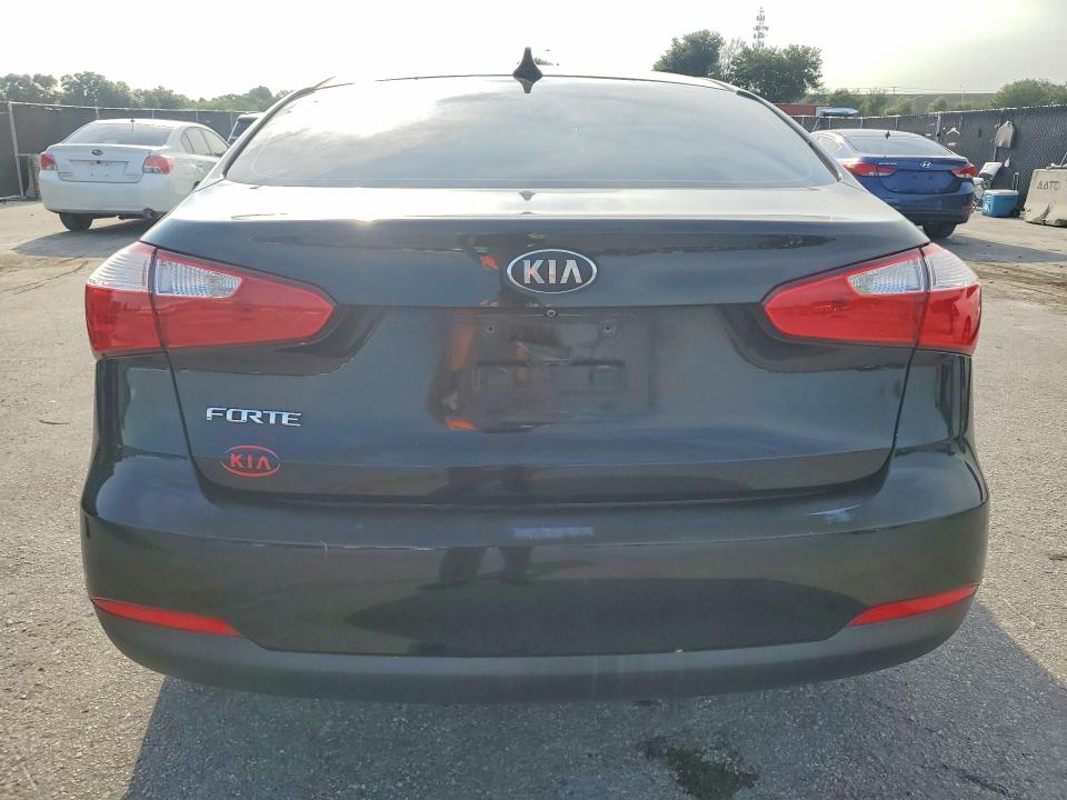 Продажа на аукционе авто 2016 Kia Forte, vin: KNAFX4A64G5517103, номер лота: 59178596