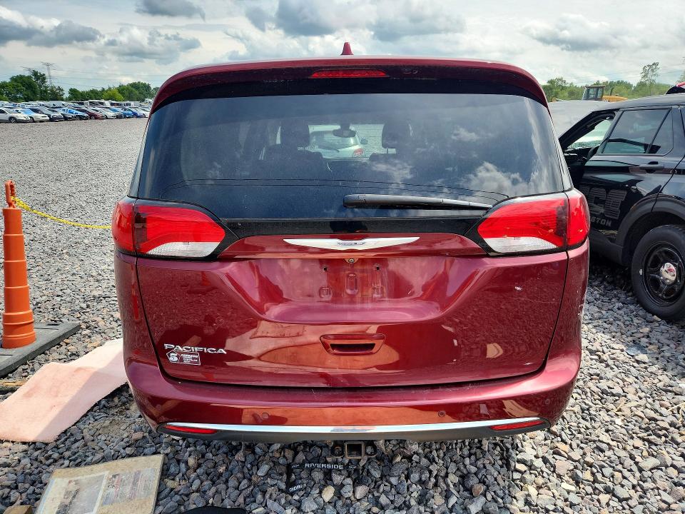 2017 Chrysler Pacifica მანქანა იყიდება აუქციონზე, vin: 2C4RC1BGXHR588120, აუქციონის ნომერი: 58293946
