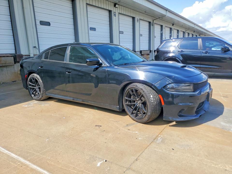 56996566 :رقم المزاد ، 2C3CDXGJ9JH233935 vin ، 2018 Dodge Charger مزاد بيع