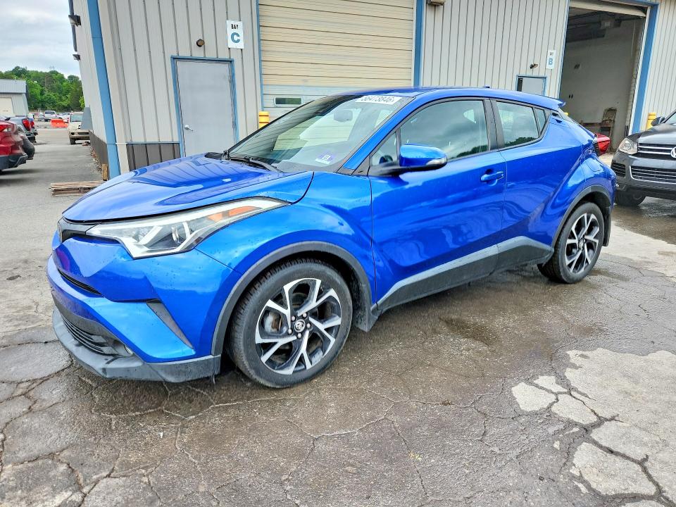 56473846 :رقم المزاد ، NMTKHMBXXJR053756 vin ، 2018 Toyota C-hr مزاد بيع