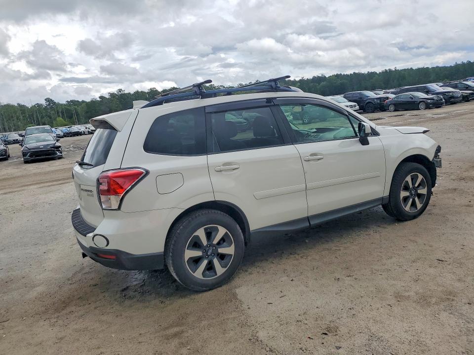 57235656 :رقم المزاد ، JF2SJAEC4HH451235 vin ، 2017 Subaru Forester مزاد بيع