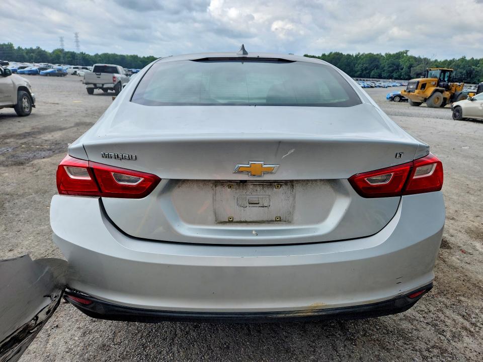 Продаж на аукціоні авто 2018 Chevrolet Malibu, vin: 1G1ZD5ST7JF202194, номер лоту: 57128496
