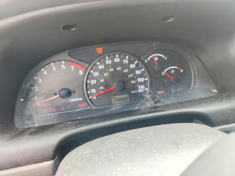 56691606 :رقم المزاد ، 2CNBJ13C526943654 vin ، 2002 Chevrolet Tracker مزاد بيع