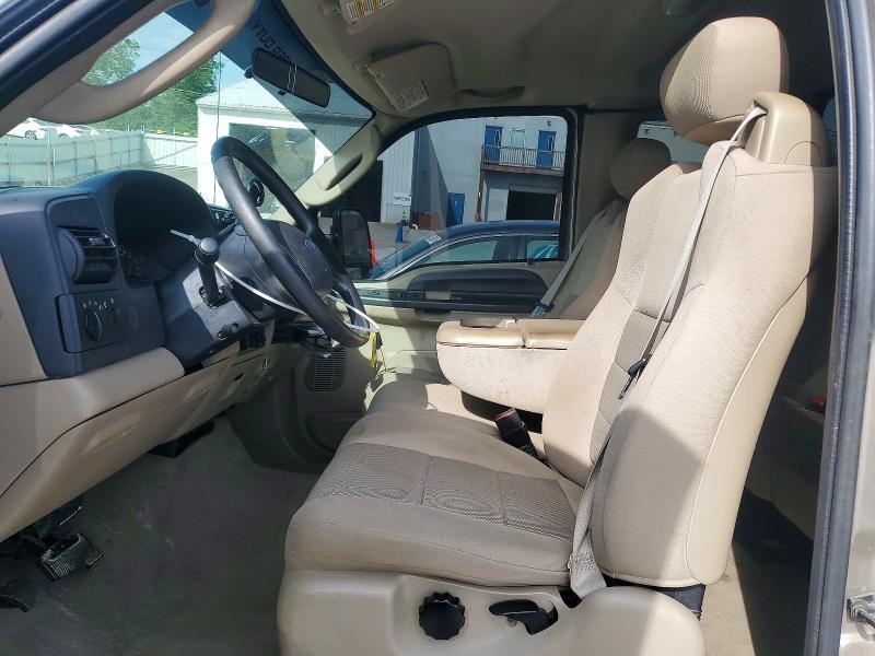 55673656 :رقم المزاد ، 1FTSX21P05EB46906 vin ، 2005 Ford F250 مزاد بيع