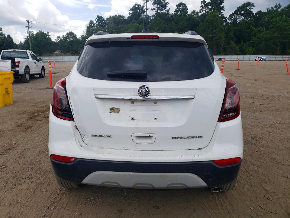 57422886 :رقم المزاد ، KL4CJASB6JB699701 vin ، 2018 Buick Encore مزاد بيع