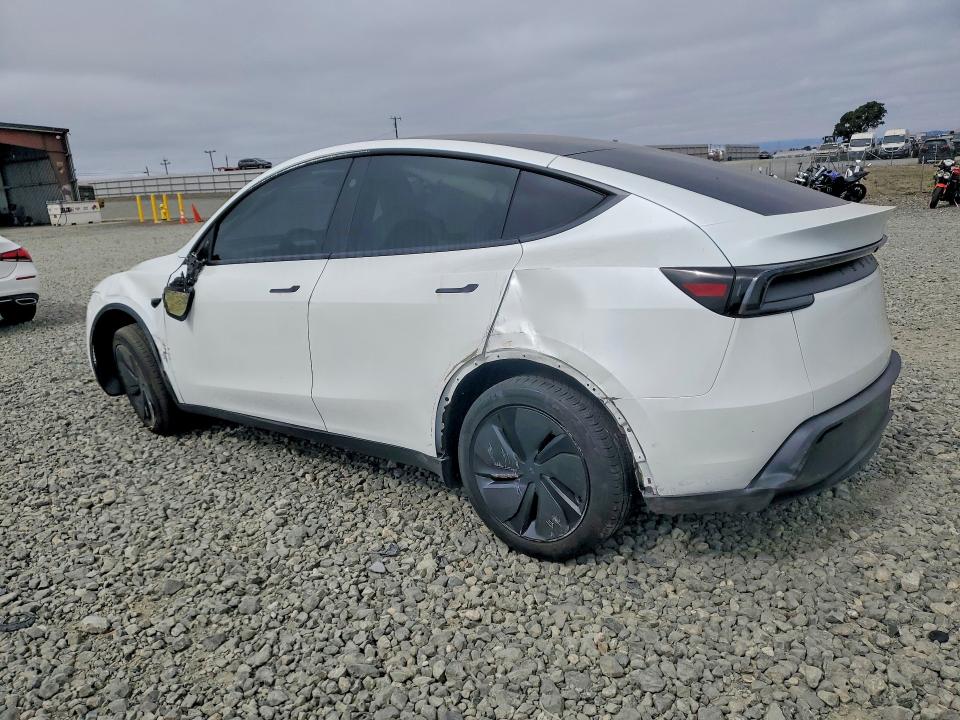 57082746 :رقم المزاد ، 7SAYGDEE6TF454045 vin ، 2026 Tesla Model Y مزاد بيع