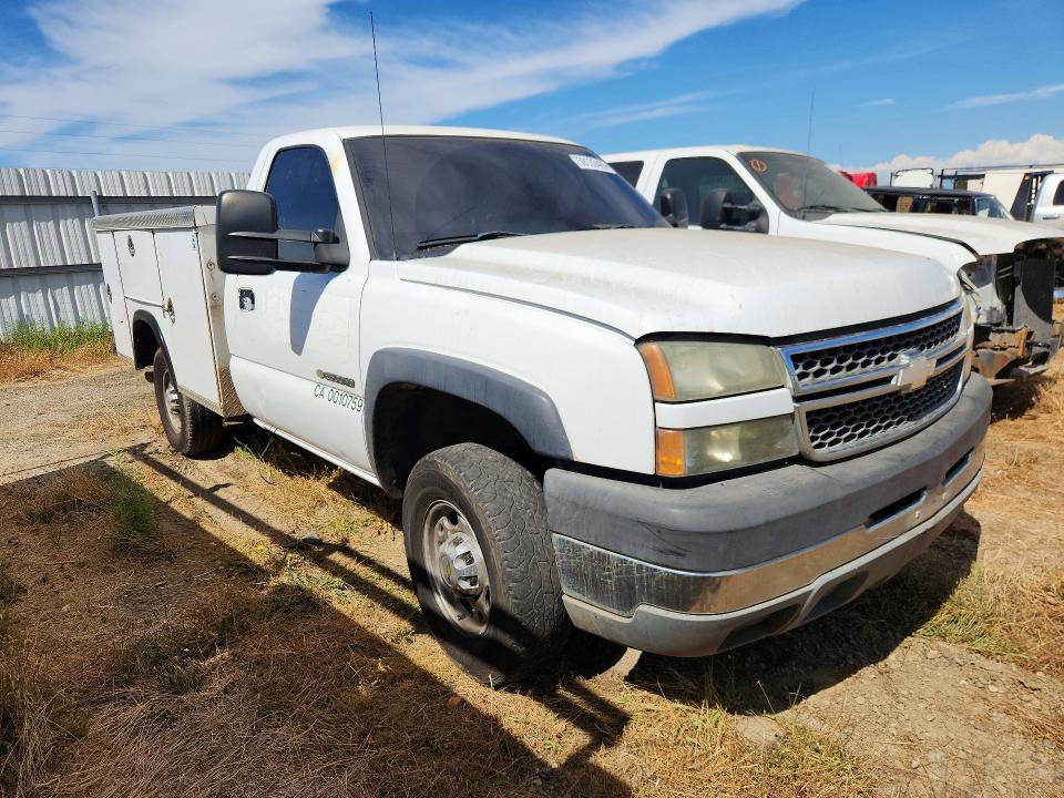 Продажа на аукционе авто 2005 Chevrolet Silverado, vin: 1GBHC24U25E189722, номер лота: 59133486