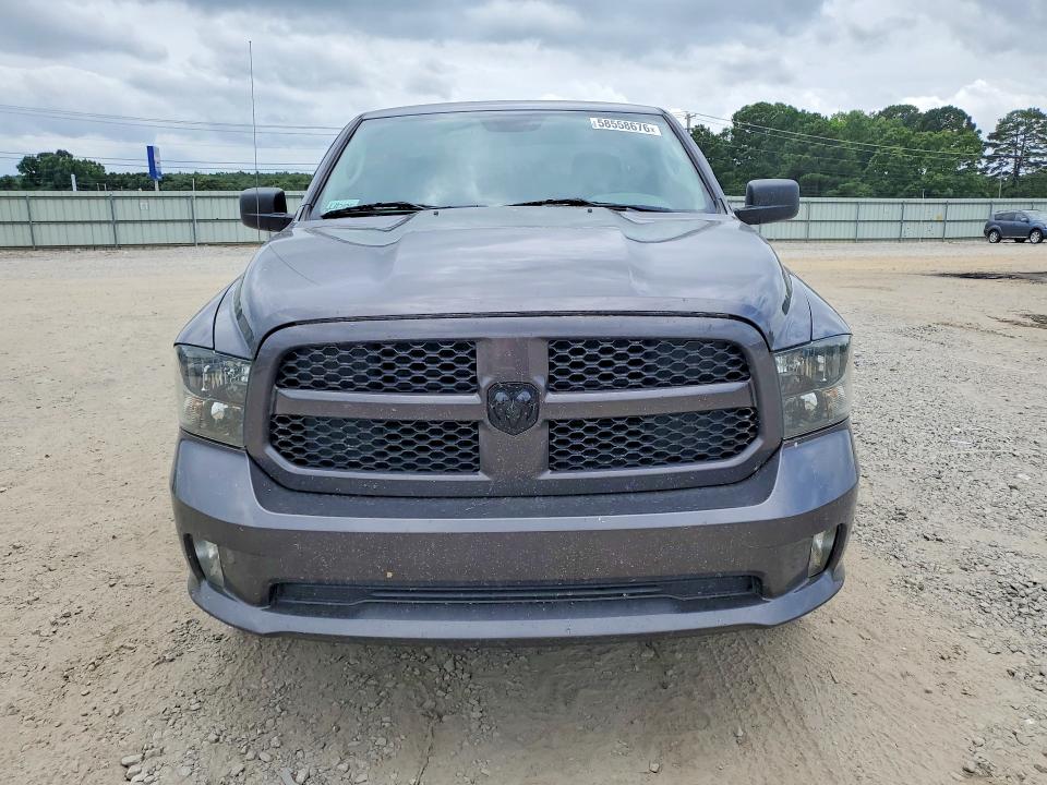 58558676 :رقم المزاد ، 1C6RR6FT4JS325443 vin ، 2018 Ram 1500 مزاد بيع
