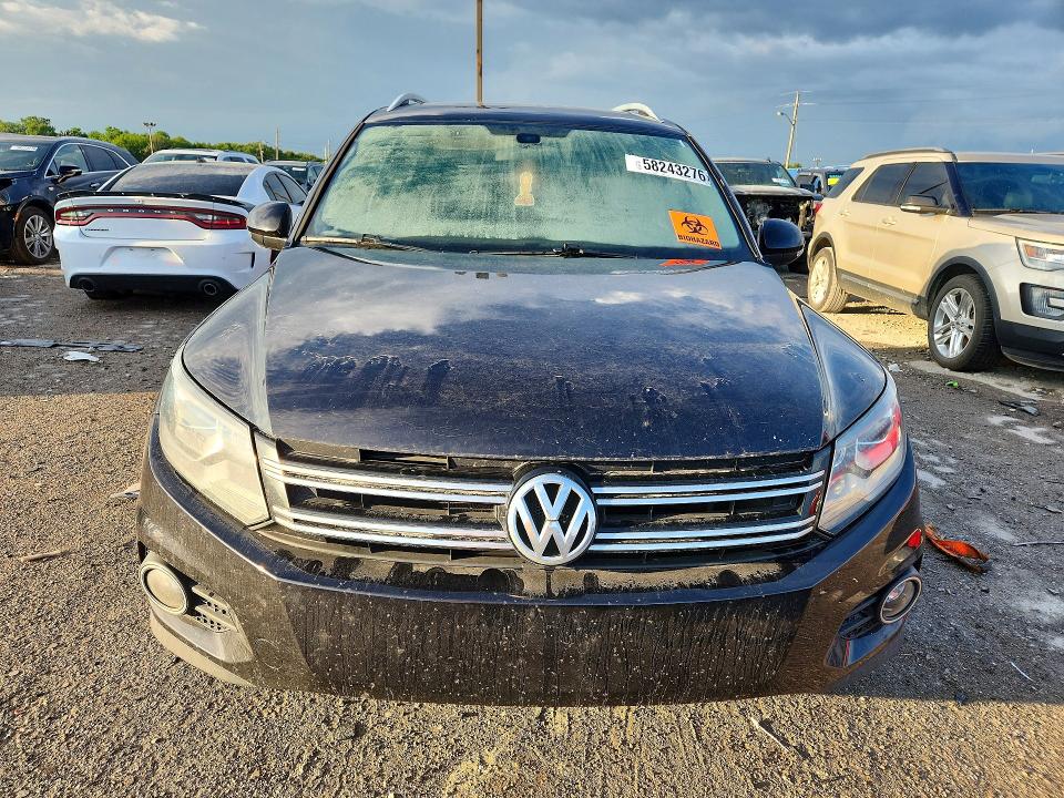 Продажа на аукционе авто 2017 Volkswagen Tiguan, vin: WVGUV7AX7HW504895, номер лота: 58243276