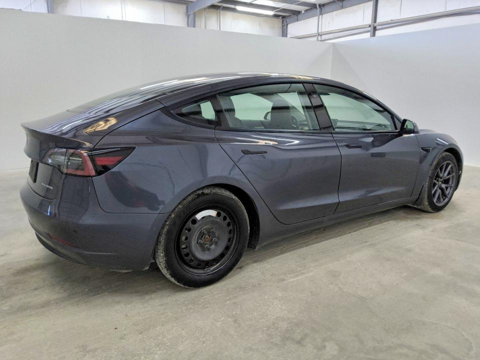 56443046 :رقم المزاد ، 5YJ3E1EB5MF979066 vin ، 2021 Tesla Model 3 مزاد بيع