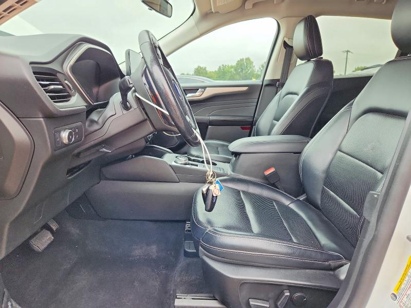Продажа на аукционе авто 2021 Ford Escape, vin: 1FMCU9H65MUA40972, номер лота: 57828066