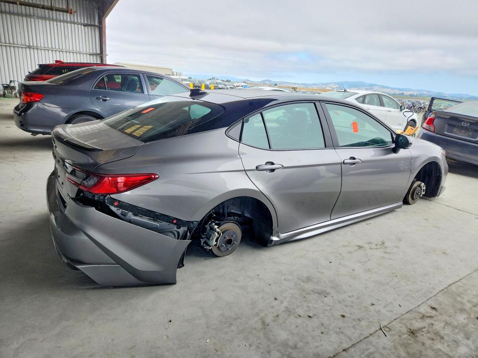 Продаж на аукціоні авто 2025 Toyota Camry, vin: 4T1DAACK2SU587021, номер лоту: 56710006